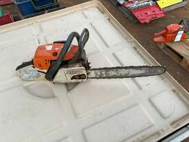 STIHL MS261 CHAINSAW - picture0' - Click to enlarge