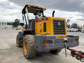 2020 Victory VL300E Loader (Wheeled) - picture2' - Click to enlarge