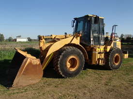 Cat 950G Loader - picture0' - Click to enlarge