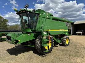 2000 JOHN DEERE 9650 COMBINE HARVESTER - picture0' - Click to enlarge