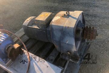 Geared unit 15 hp 20 -1 Ratio