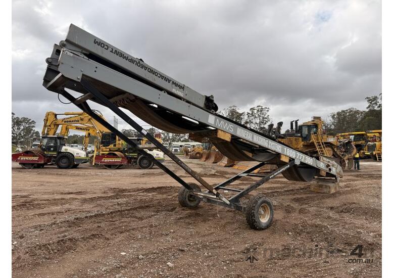 caption 2015 Anaconda Wheeled Stacker