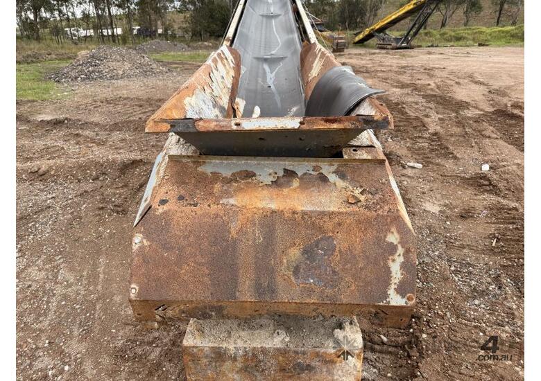 caption 2015 Anaconda Wheeled Stacker