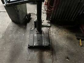 Trademaster K532 Pedestal Drill - picture2' - Click to enlarge