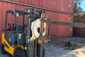 Lui Gong CLG2025H with Rotator