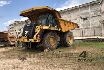 Caterpillar CAT 777F DUMP TRUCK Caterpillar CAT 777F DUMP TRUCK