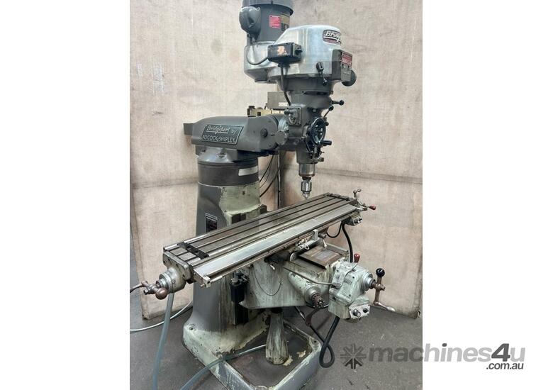 caption Bridgeport 2J2 Series 1 with DRO and power feed and accessories