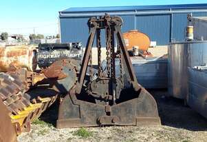 Custom Cable Operated Clamshell Buckets