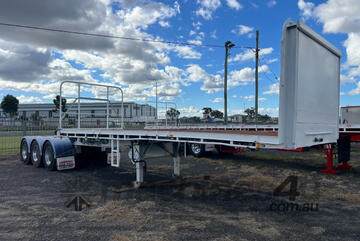 Freighter B/D Lead/Mid Flat top Trailer