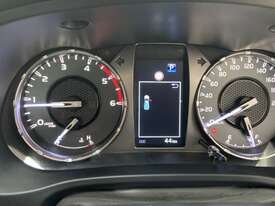2022 Toyota Hilux 4x4 SR Single Cab T/Diesel (Auto) - picture2' - Click to enlarge