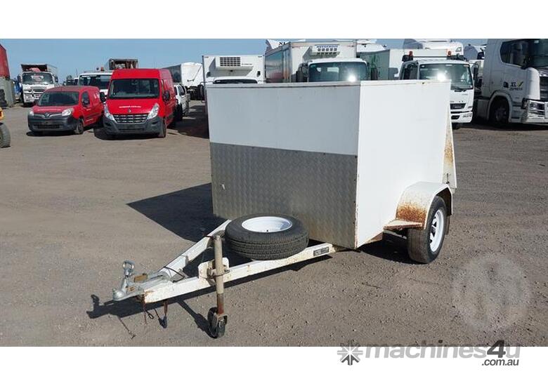caption Seymour Trailers