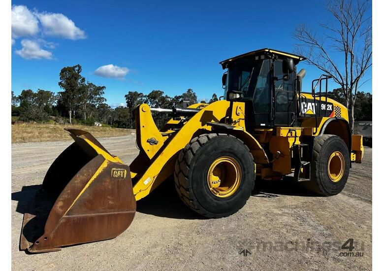caption 2015 Caterpillar 962K