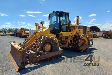 Caterpillar 2006 CAT 825H Soil Compactor