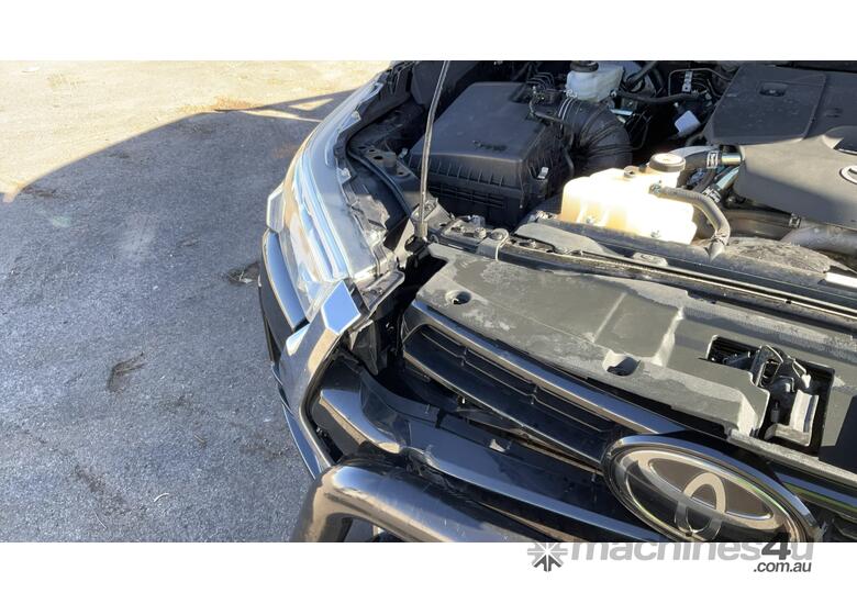 caption 2020 Toyota Hilux SR5 Diesel