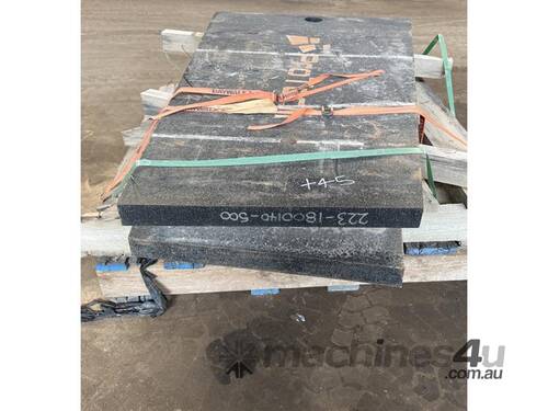 QTY OF STEEL PLATE TO PALLET