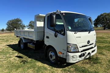 2025 Hino 716 AT 3430 WIDE TIP PRO Tipper