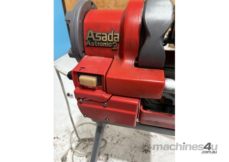 PIPE THREADING MACHINE 