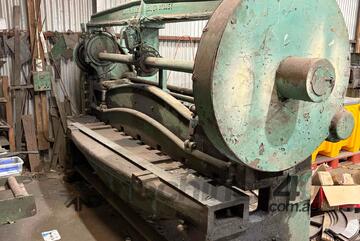 Guillotine-Fly wheel