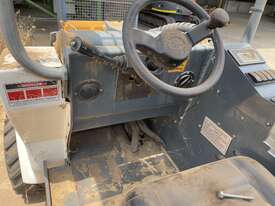 Ozziquip AL40 Wheeled Skid Steer - picture2' - Click to enlarge