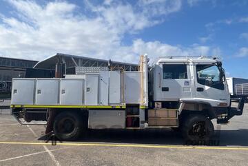 2002 Isuzu FTS 750 4X4 Rural Fire Truck 2002 Isuzu FTS 750 4X4 Rural Fire Truck