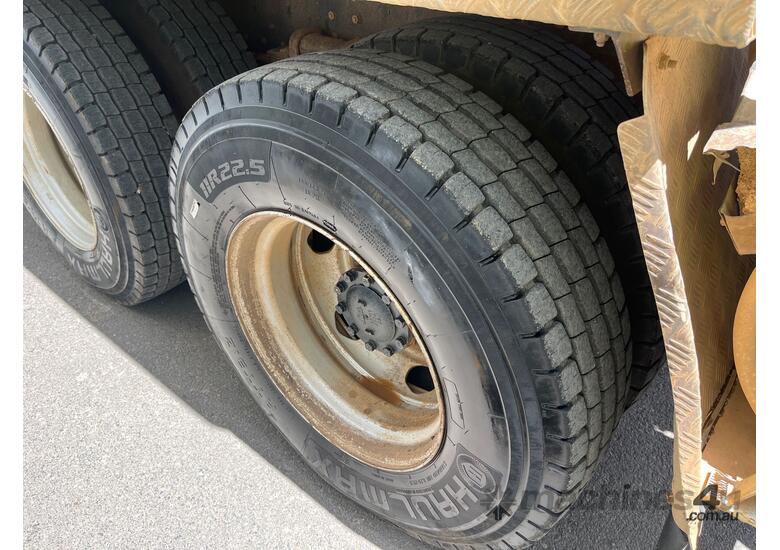 2012 Hino FM 2630 Water Cart