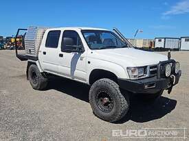 2000 Toyota Hilux  - picture2' - Click to enlarge