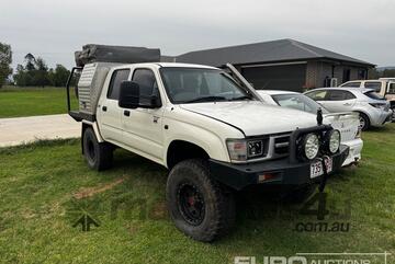 Toyota 2000   Hilux