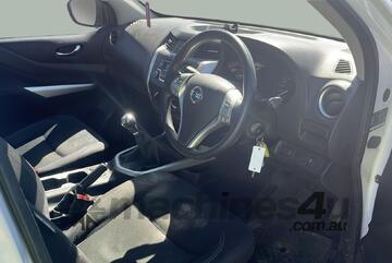 Nissan 2019   Navara RX Diesel