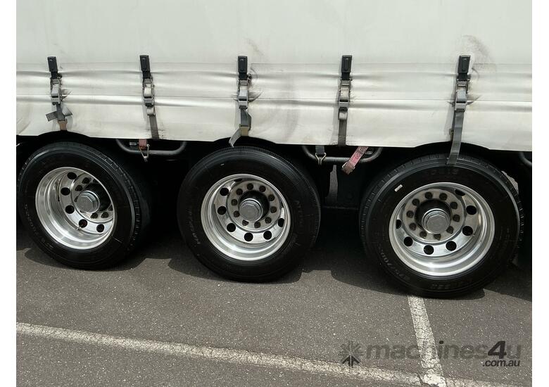 2022 Vawdrey VB S3 Tri Axle Double Drop Curtainside B Trailer