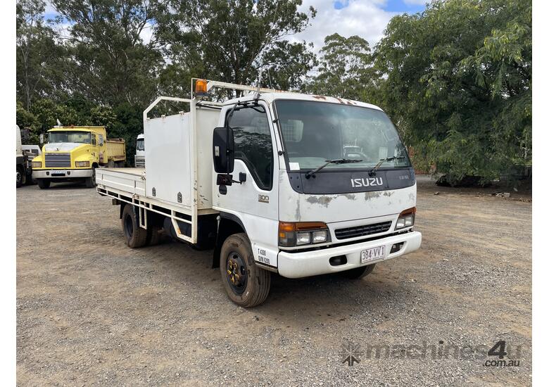 1999 Isuzu NPR  300 4x2 Service Truck