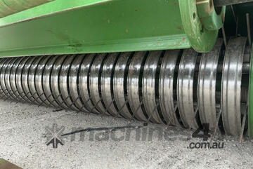 John Deere 2019   V451R Baler