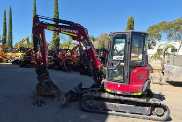 2022 YANMAR VIO55-6 5.6T EXCAVATOR (EX150) WITH CAB, TILTING HITCH, BUCKETS AND 1690 HOURS