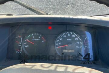 Isuzu 2008   FRR500 Table Top