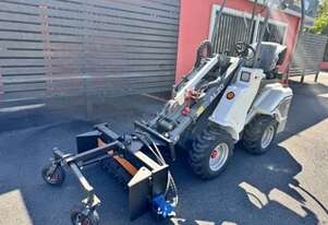 Brand New Ozziquip Hydraulic Harley Rake (Soil Conditioner) for Mini Loader