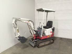 TAKEUCHI TB108 2007 SMALL ACCESS EXCAVATOR 900KG - picture0' - Click to enlarge