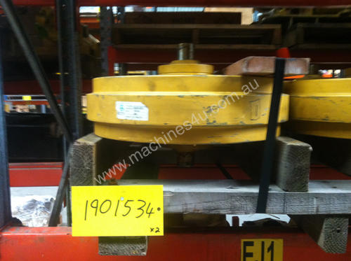 Caterpillar D4H Idler Group