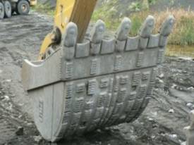 Rock Digging Buckets - picture2' - Click to enlarge