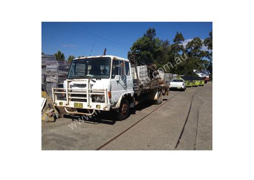  Hino Truck mounted drill rig