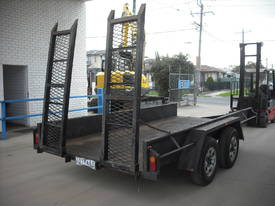 TANDEM BOX TRAILER WITH RAMPS - picture0' - Click to enlarge