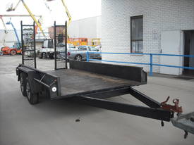 TANDEM BOX TRAILER WITH RAMPS - picture2' - Click to enlarge
