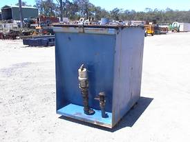 2000L grease pod off service truck - picture0' - Click to enlarge