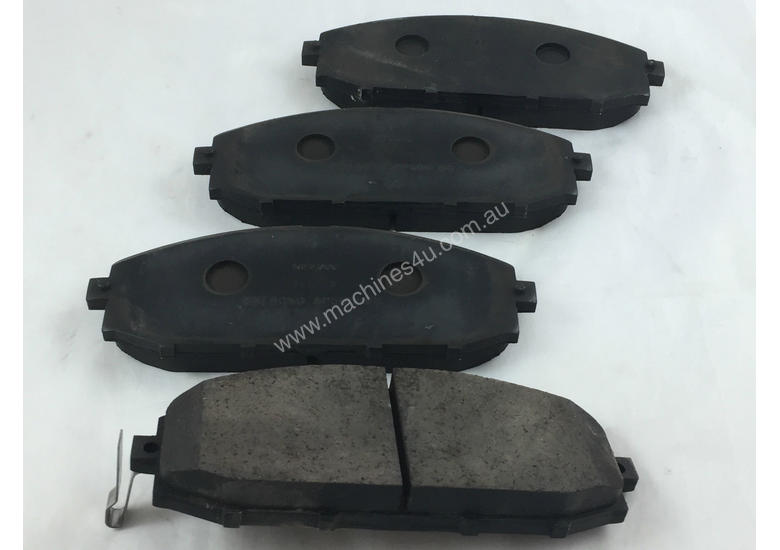 caption Genuine Nissan 41060-VC091 Pad Kit-Disc GU