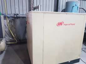 Ingersoll Rand Air Compressor - picture1' - Click to enlarge