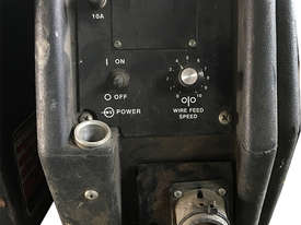 MIG Welder Remote Wire Feeder ESAB Mobilemaster Mobile Master - picture0' - Click to enlarge