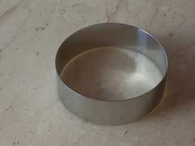Baking Ring 8x2.5cm - picture0' - Click to enlarge