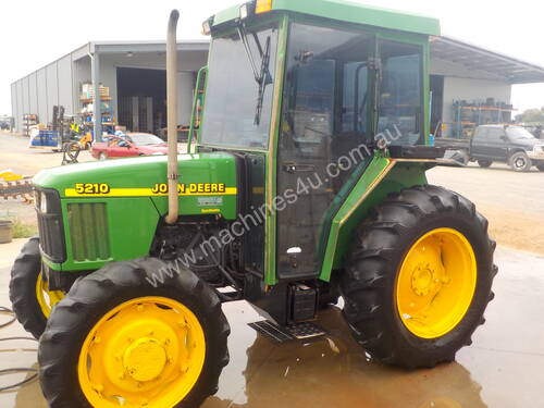 JOHN DEERE 5210 CAB TRACTOR