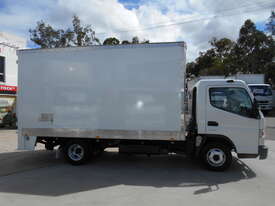 2013 Mitsubishi Fuso Canter 515 Pantech Furniture Removal Pantech 4x2 - picture2' - Click to enlarge