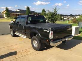 Ford 250 4x4 XLT Dual Cab - picture0' - Click to enlarge