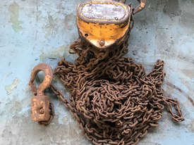 Chain Hoist Block and Tackle 1.5 ton x 6 mtr Drop PWB Anchor Lifting Crane PWB Anchor - picture0' - Click to enlarge