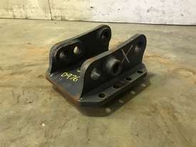 DUAL SIZE HEAD BRACKET TO SUIT 1-2T EXCAVATOR D976 - picture2' - Click to enlarge